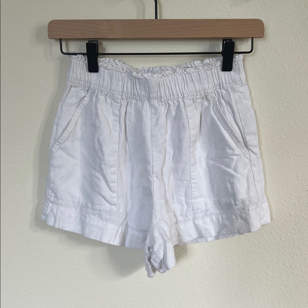 White Abercrombie Linen Blend Shorts